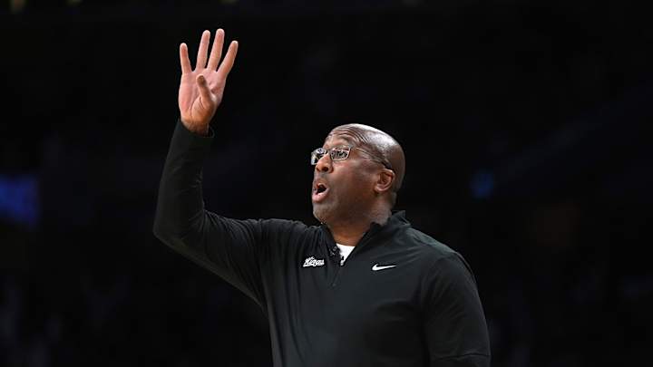 Kings HC Mike Brown After Loss to Pelicans: 'They Kicked Our Behind'