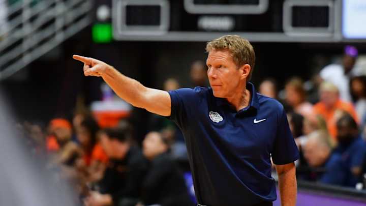 How to watch Gonzaga Bulldogs vs. UCLA Bruins at Maui Invitational How to watch Gonzaga Bulldogs vs. UCLA Bruins at Maui Invitational