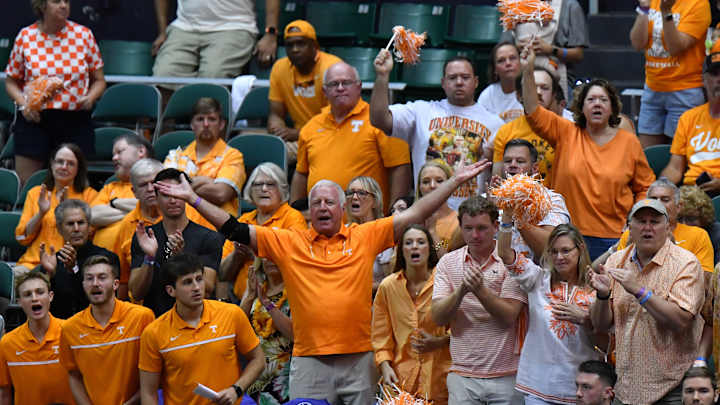 Kansas Jayhawks vs Tennessee Volunteers Predictions: Make Your Shots