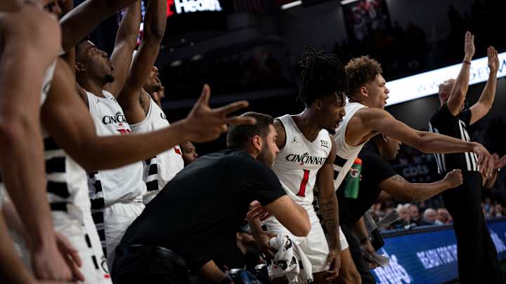Cincinnati Opens as 13-Point Favorites Over Georgia Tech, Quickly Bet Down Cincinnati Opens as 13-Point Favorites Over Georgia Tech, Quickly Bet Down