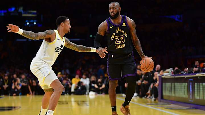 LeBron James Made a Utah Jazz Defender Look So Silly With a Simple Move