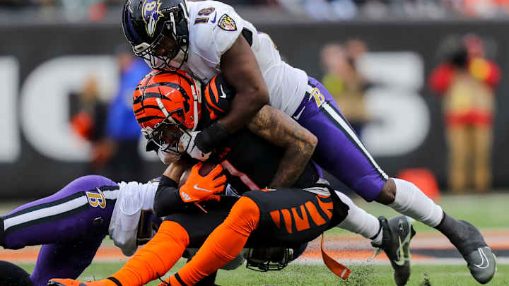 Watch: Roquan Smith Chirps Back at Germaine Pratt Following Win Over Bengals: In The 'Result-Making Business'