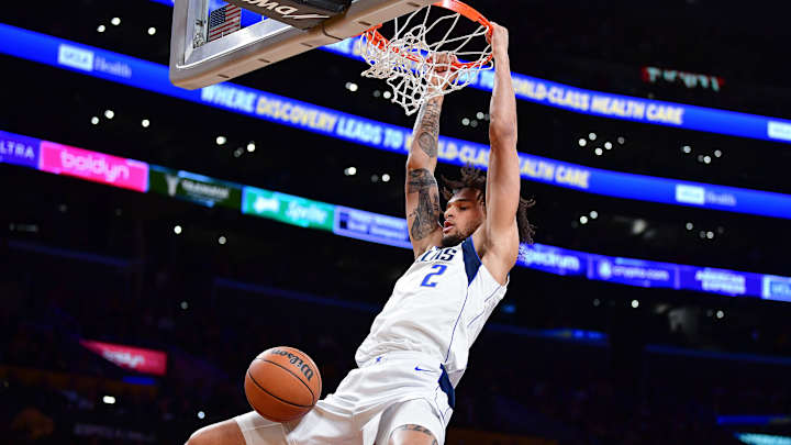 Dallas Mavs Rookie Dereck Lively II Leaves Los Angeles Lakers Game with Back Contusion