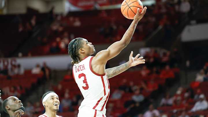 Oklahoma Dominates Iowa, Notches Opening Round Tournament Win