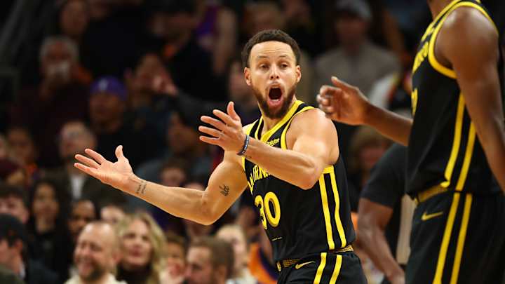 Steph Curry Reveals Message to Scott Foster After Chris Paul Ejection Steph Curry Reveals Message to Scott Foster After Chris Paul Ejection