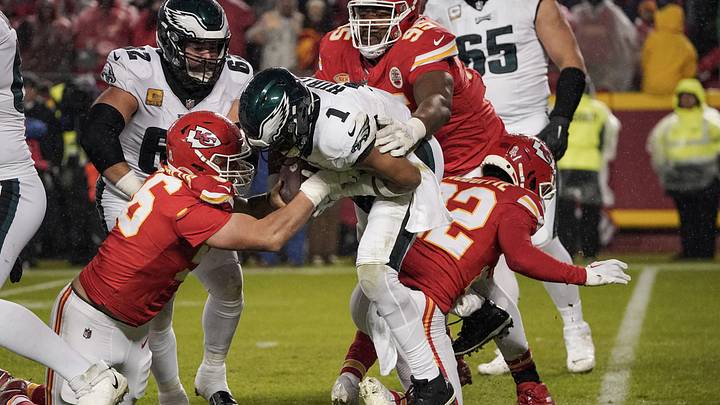 Raiders Face Chiefs Defense Fueled by Youth