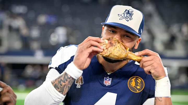 Dak Prescott Breaks PFF Grade Record in Dallas Cowboys' Thanksgiving Win