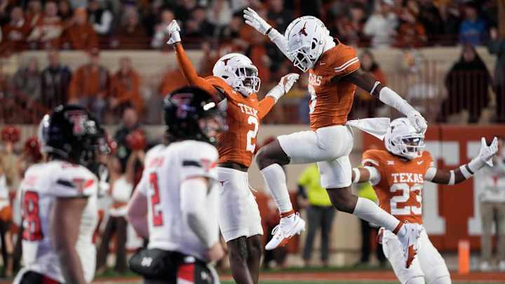 Texas Longhorns Stand Pat at No. 7 in College Football Playoff Rankings