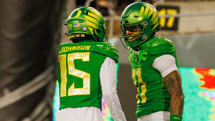 No. 6 Oregon Routs No. 16 Oregon State to Close Out Regular Season No. 6 Oregon Routs No. 16 Oregon State to Close Out Regular Season