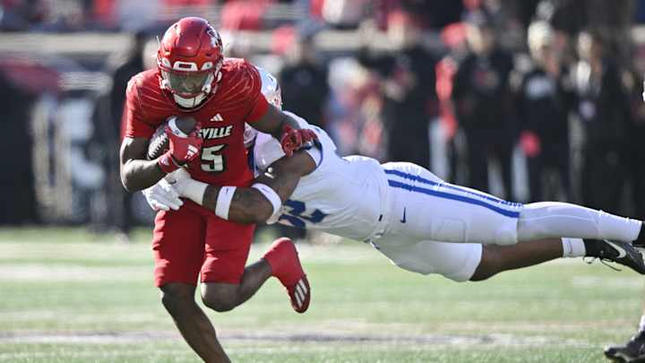 Louisville Stumbles Late, Falls to Kentucky for Fifth-Straight Governor's Cup Loss Louisville Stumbles Late, Falls to Kentucky for Fifth-Straight Governor's Cup Loss