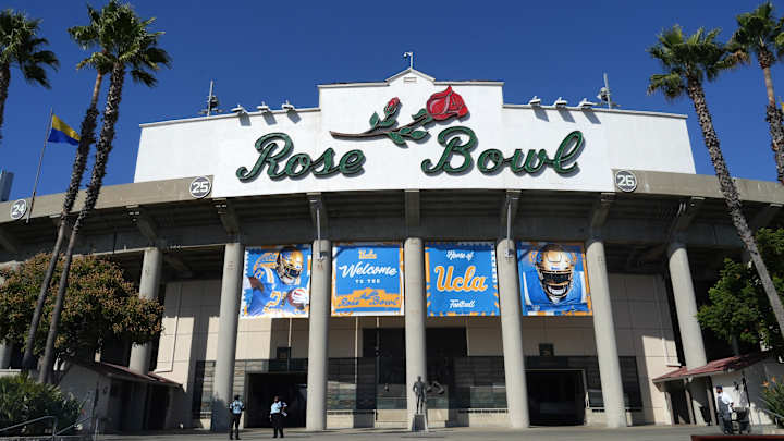 UCLA Football: Bruins Campus Plastered With "Fire Chip Kelly" Posters UCLA Football: Bruins Campus Plastered With "Fire Chip Kelly" Posters