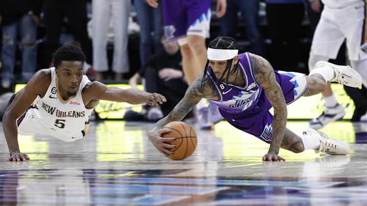 Streaking Pelicans Face Struggling Jazz