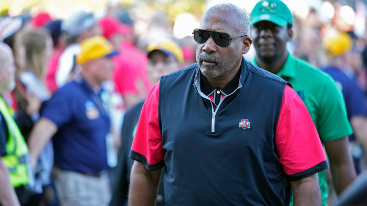 Ohio State AD Gene Smith Drops F-Bomb in Testy Sideline Exchange During Michigan Game