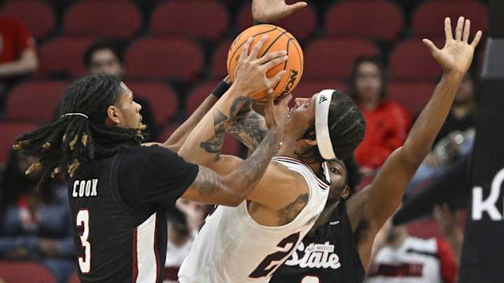 Highlights, Photos and Notes: Louisville 90, New Mexico State 84