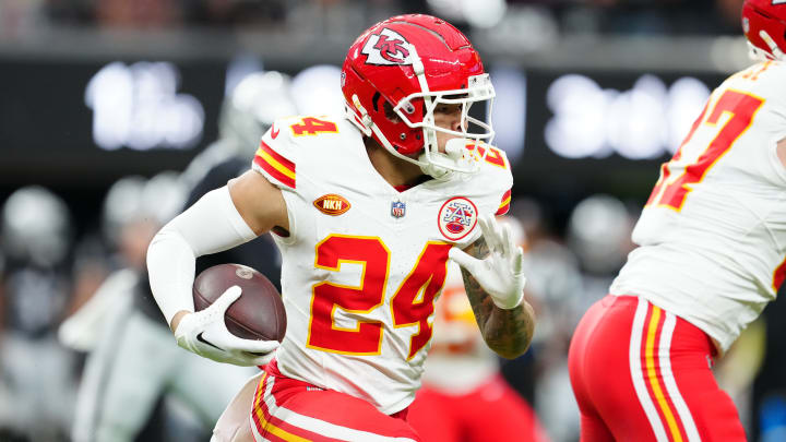 Report: KC Chiefs Activate WR Skyy Moore, Place DL Charles Omenihu on Injured Reserve