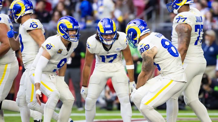 Los Angeles Rams Extend Playoff Hopes, Crush Arizona Cardinals in Road Win Los Angeles Rams Extend Playoff Hopes, Crush Arizona Cardinals in Road Win