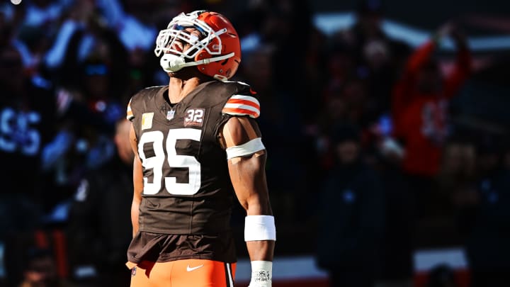 Sean Payton Offers Bottom Line on Stopping Browns DE Myles Garrett
