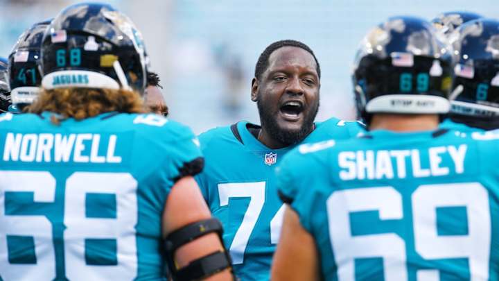 Jaguars vs. Texans: Cam Robinson Questionable to Return With Knee Injury