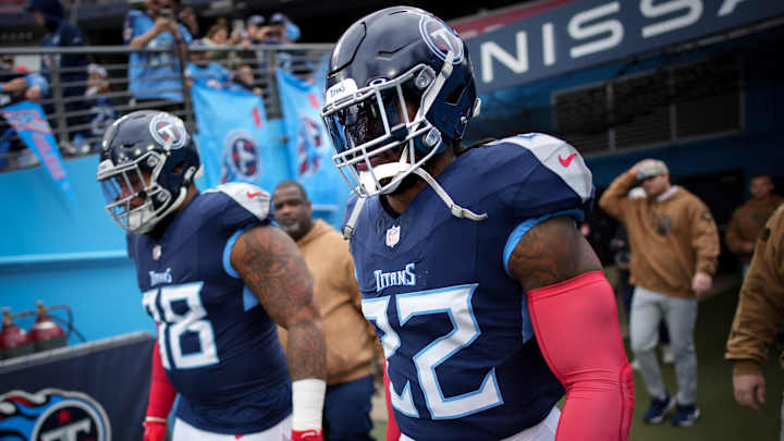 WATCH: Derrick Henry Scores Touchdown From One Yard Out to Give Tennessee Titans 7-0 Lead WATCH: Derrick Henry Scores Touchdown From One Yard Out to Give Tennessee Titans 7-0 Lead