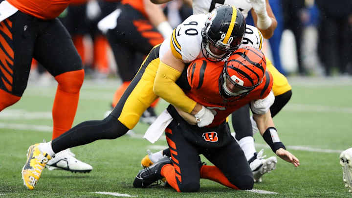Bengals-Steelers Clock Trouble Leaves NFL Fans Confused Bengals-Steelers Clock Trouble Leaves NFL Fans Confused