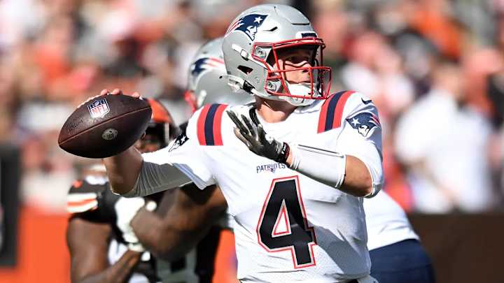 Patriots Survive 3 Zappe INTs, Trail Bills 20-14 at Halftime