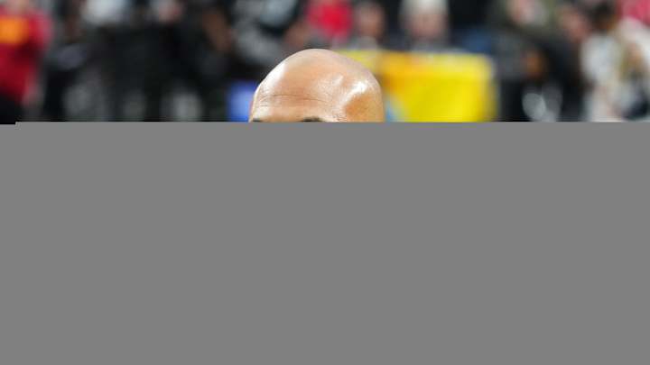 Raiders Coach Antonio Pierce: 'I'm Racing Time Now'