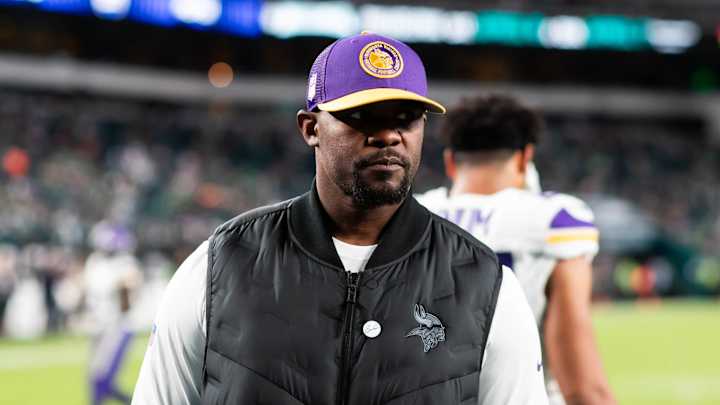 Vikings' defensive mastermind Brian Flores is making a statement Vikings' defensive mastermind Brian Flores is making a statement
