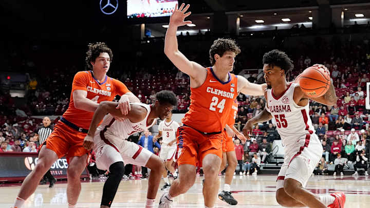 Alabama Basketball’s Home Winning Streak Snapped in 85-77 Loss to Clemson
