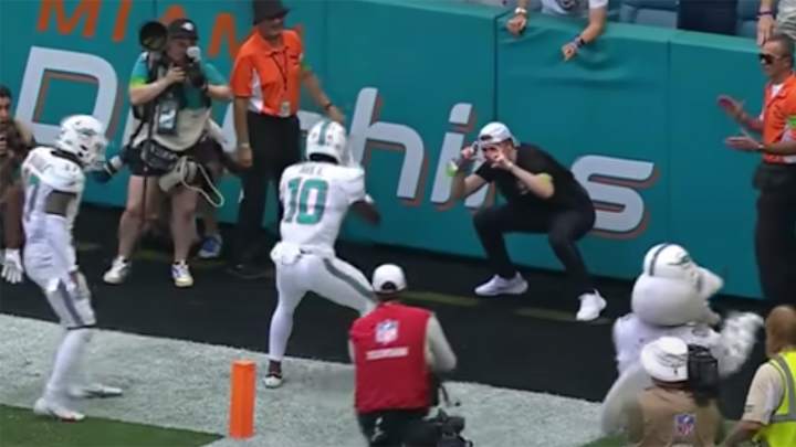 NFL Content Creator Who Celebrated Tyreek Hill’s Backflip Selfie Says He Was Suspended for Season NFL Content Creator Who Celebrated Tyreek Hill’s Backflip Selfie Says He Was Suspended for Season