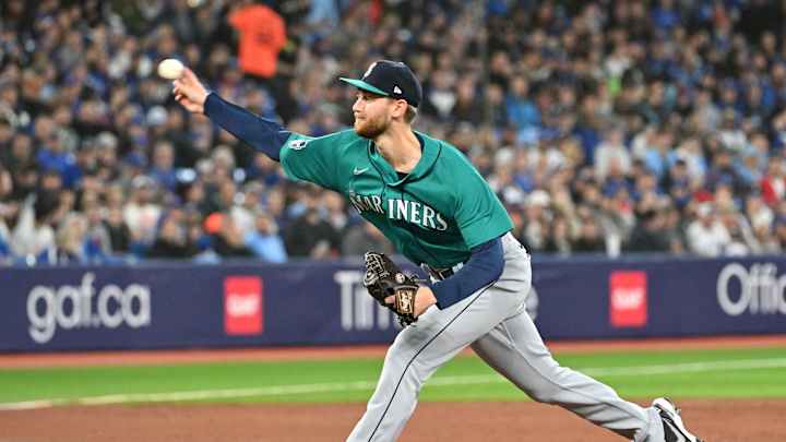 Milwaukee Brewers Sign Intriguing Former Seattle Mariners Pitcher to Two-Year Pact