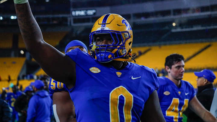 Starting Pitt DT Announces Transfer Decision