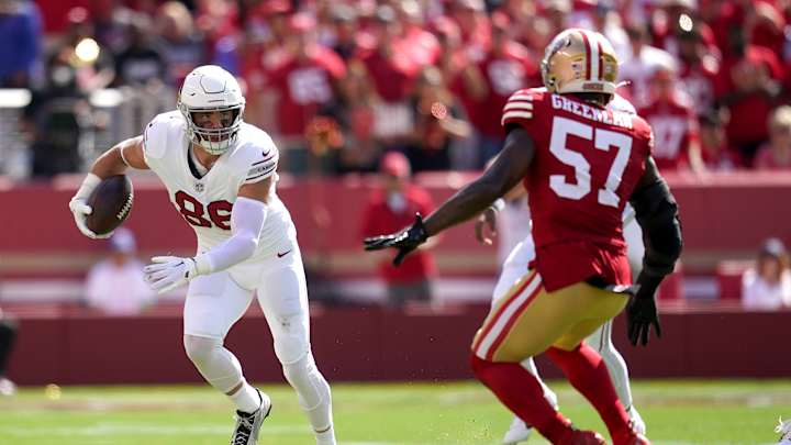 Should the 49ers Place a Waiver Claim on TE Zach Ertz?