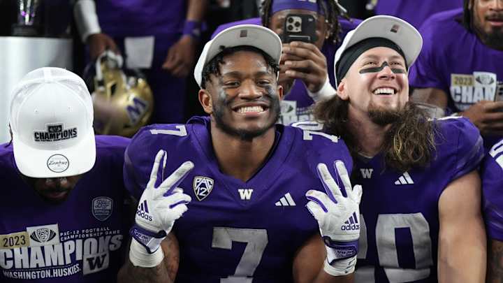 Johnson Carries the Load for UW On the Way to a Pac-12 Championship
