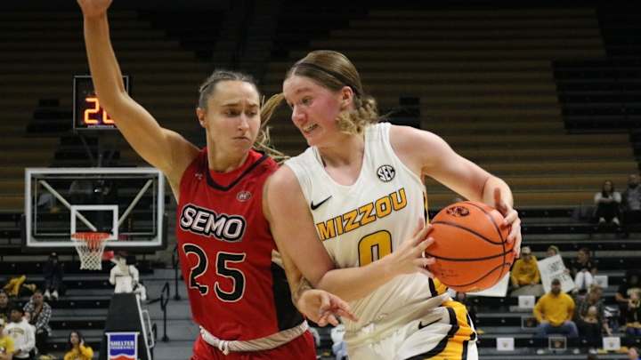 Missouri Women's Basketball Dominates Southeastern Missouri in All-Around Team Effort