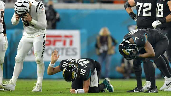 Jaguars' Trevor Lawrence Sustained Sprained Ankle During 'MNF' vs. Bengals, per Report