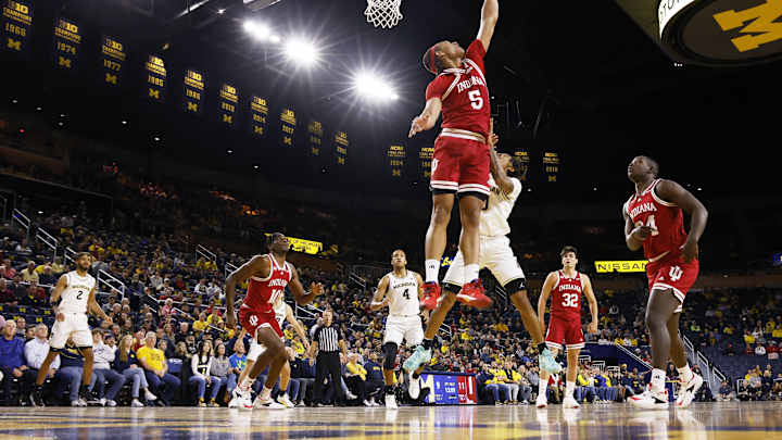 'Confident' Indiana Finishes Strong, Gets Huge Road Win at Michigan