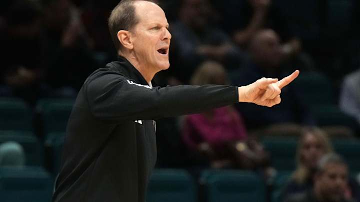 Washington Makes Easy Work of Montana State With Blowout Victory