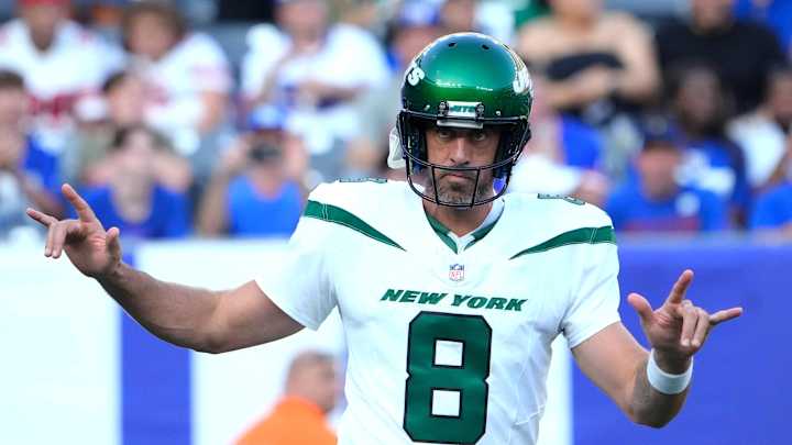 Aaron Rodgers Does Horns Down, Says Texas Longhorns Shouldn't Be in College Football Playoff