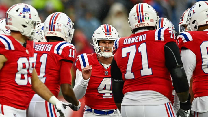 New England Patriots Bailey Zappe, Mike Onwenu Among 3 to Watch vs. Pittsburgh Steelers New England Patriots Bailey Zappe, Mike Onwenu Among 3 to Watch vs. Pittsburgh Steelers