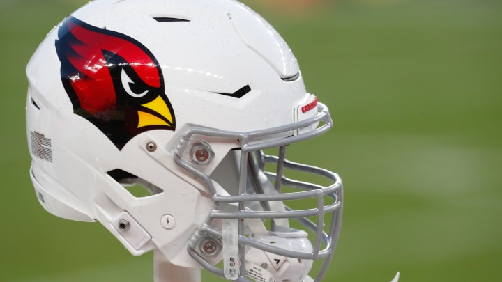 Cardinals Should Entertain Trading Down in Draft, Per Insider Cardinals Should Entertain Trading Down in Draft, Per Insider