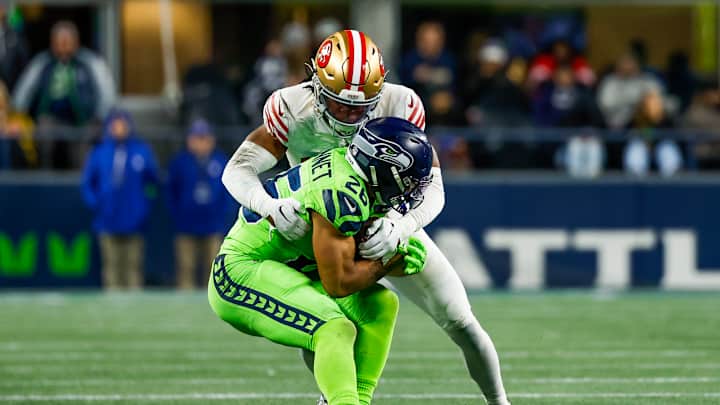 The 49ers Have Put Ji'Ayir Brown on Notice The 49ers Have Put Ji'Ayir Brown on Notice