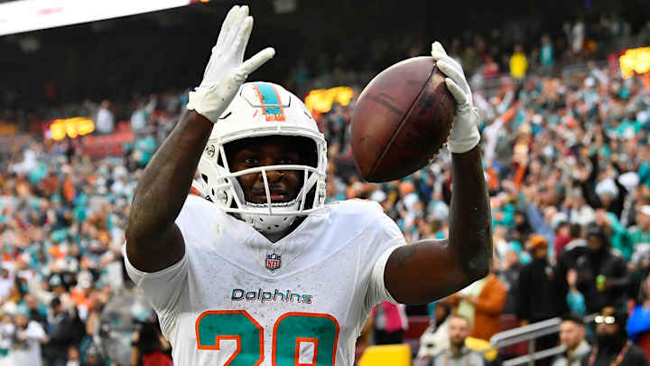 Titans vs. Dolphins Week 14 Odds, Best Bets and Predictions