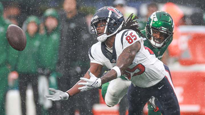 Injury-Riddled Houston Texans Sputter Offensively, Drop Road Game vs. New York Jets
