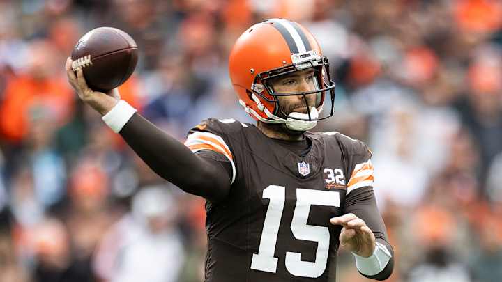 Myles Garrett Had a Perfect Two-Word Compliment for Joe Flacco After Browns’ Win Over Jaguars