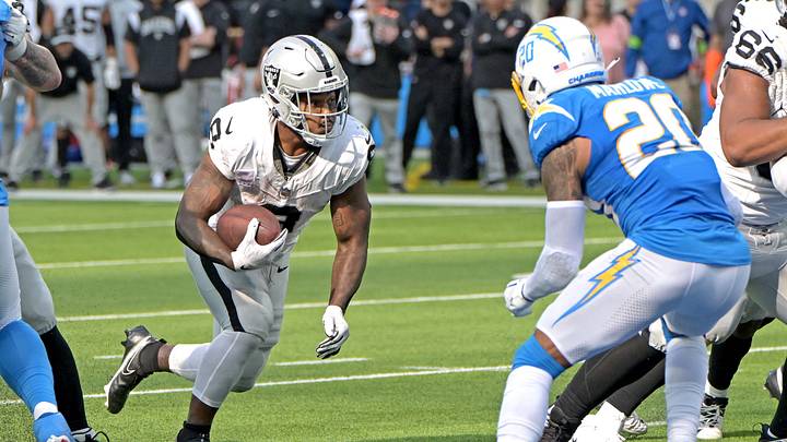 Raiders Must Have Short-Term Memory Ahead of TNF Raiders Must Have Short-Term Memory Ahead of TNF