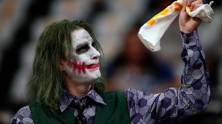 Kansas vs. Missouri: Player Ratings to the Theme of Jokers