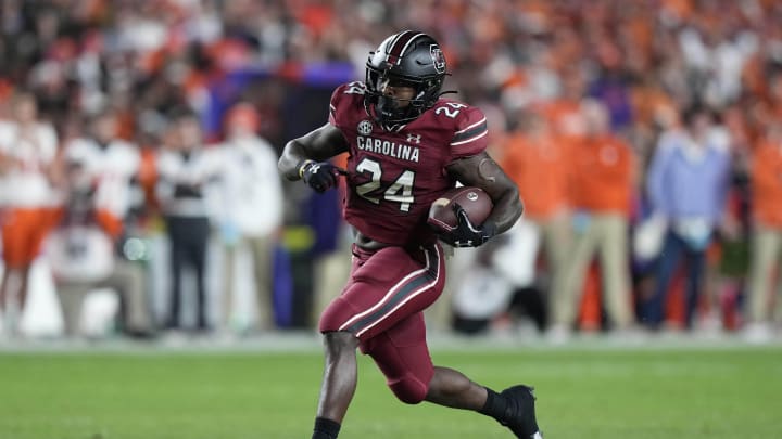 Oklahoma Transfer RB Target Announces Top Four Schools Oklahoma Transfer RB Target Announces Top Four Schools