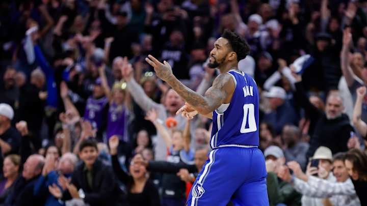 Kings-Nets Injury Report: Monk, Simmons Status Revealed