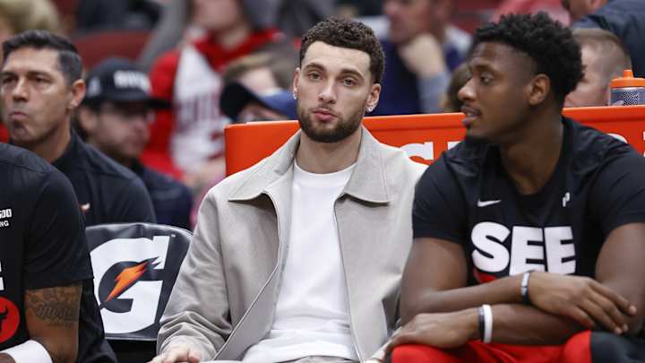 76ers Rumored to Remain Patient With Potential Zach LaVine Trade