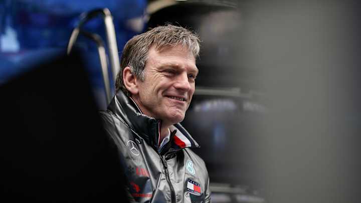 F1 News: Mercedes Directory Reveals Key Shifts With W15 - "Defined By Different Decisions" F1 News: Mercedes Directory Reveals Key Shifts With W15 - "Defined By Different Decisions"